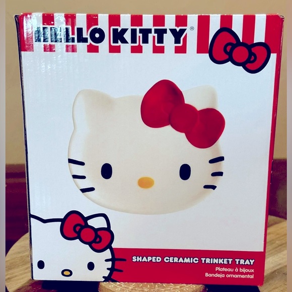Sanrio Hello Kitty Shaped
Ceramic Trinket Tray - Jewelry
Ring Holder Dish - Picture 4 of 14